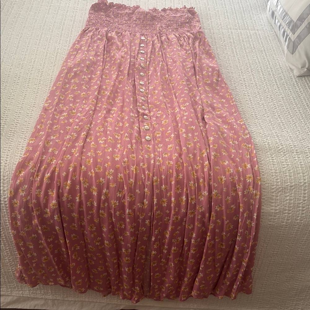 Chic Pink Floral Maxi Skirt